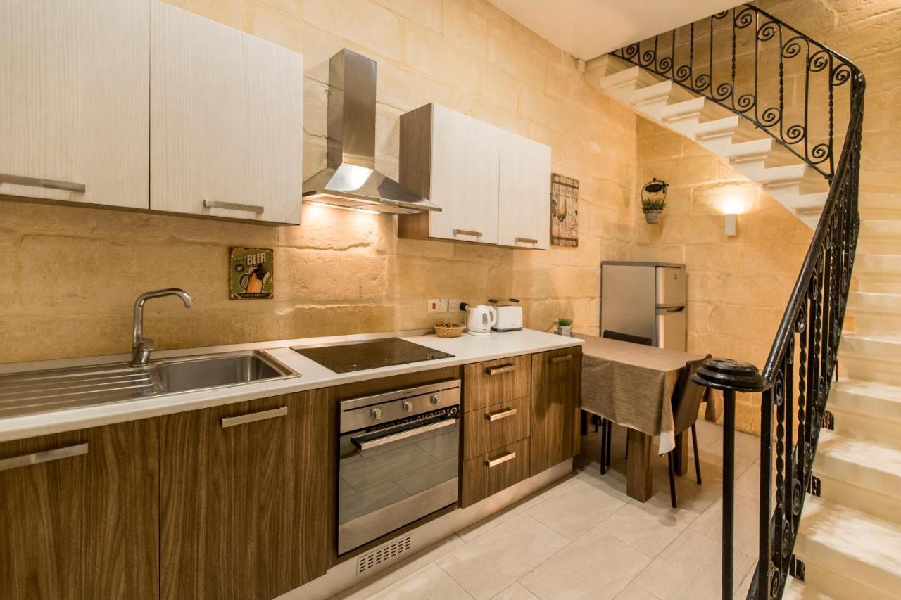 Gb Suites - Triplex Apartment Валетта Экстерьер фото